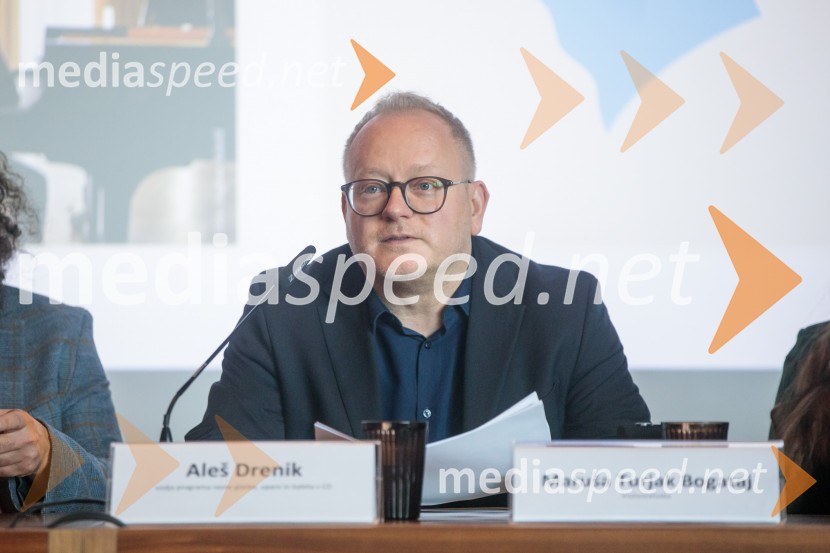 mag. Aleš Drenik, vodja programa resne glasbe, opere in balet, Cankarjev domPredstavitev sezone 2025/26 v Cankarjevem domu, novinarska konferenca