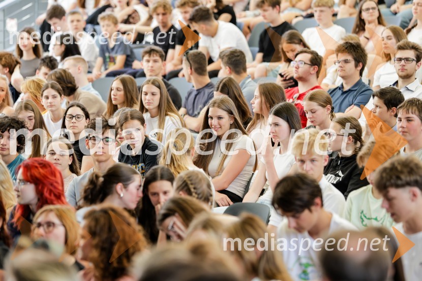 Tradicionalni sprejem kranjskih odličnjakov in prebojnikov 2025