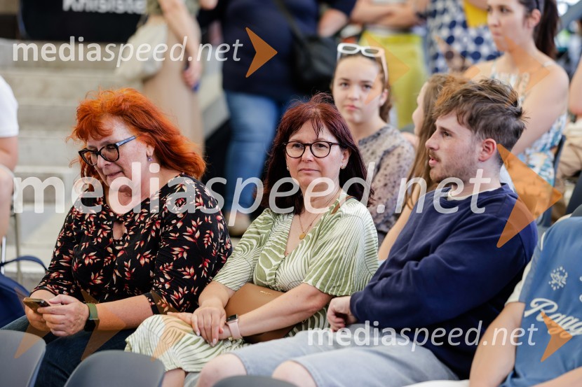 Tradicionalni sprejem kranjskih odličnjakov in prebojnikov 2025