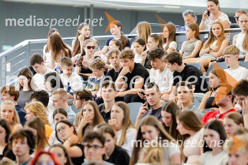 Tradicionalni sprejem kranjskih odličnjakov in prebojnikov 2025