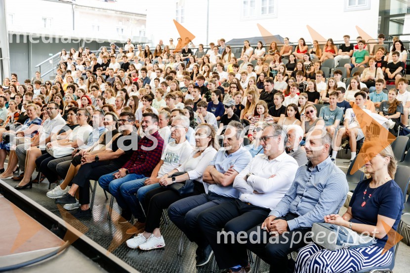 Tradicionalni sprejem kranjskih odličnjakov in prebojnikov 2025