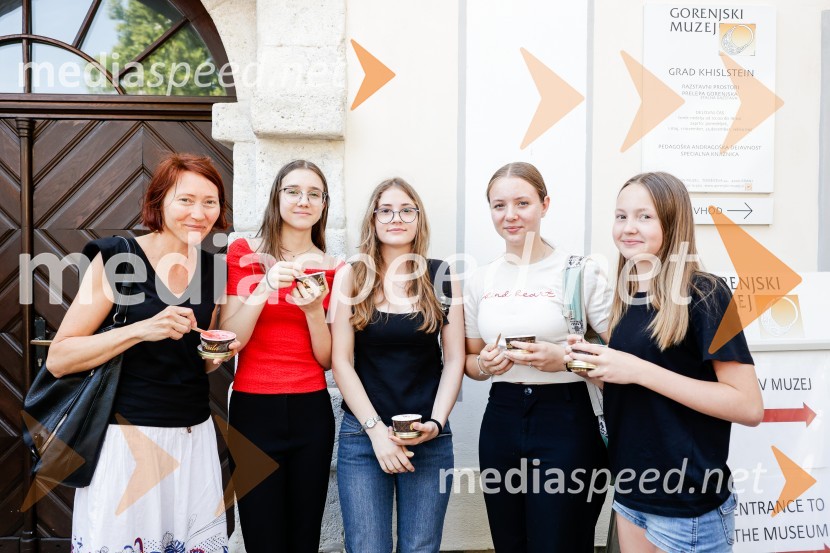 Tradicionalni sprejem kranjskih odličnjakov in prebojnikov 2025