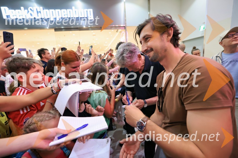  Žiga Udir, igralecIgralci serije Skrito v raju navdušili v mariborskem Europarku