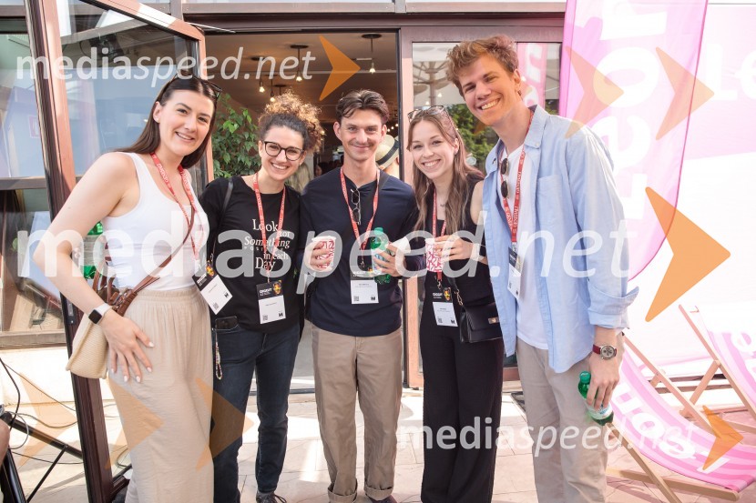 Antomella  Ožbovt;  Nika Sara Pavlin;  Jaka Slekovca, Klub prekmurskih študentov;  Kaja Dolgov, Klub prekmurskih študentov;  ... 12. Diggit - konferenca o prihodnosti