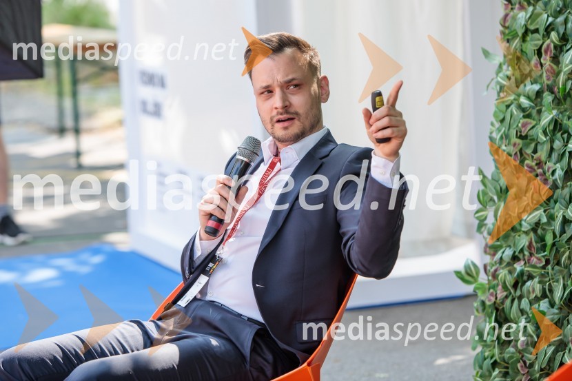  Matic Bukovec, SqualoMail Slovenija12. Diggit - konferenca o prihodnosti