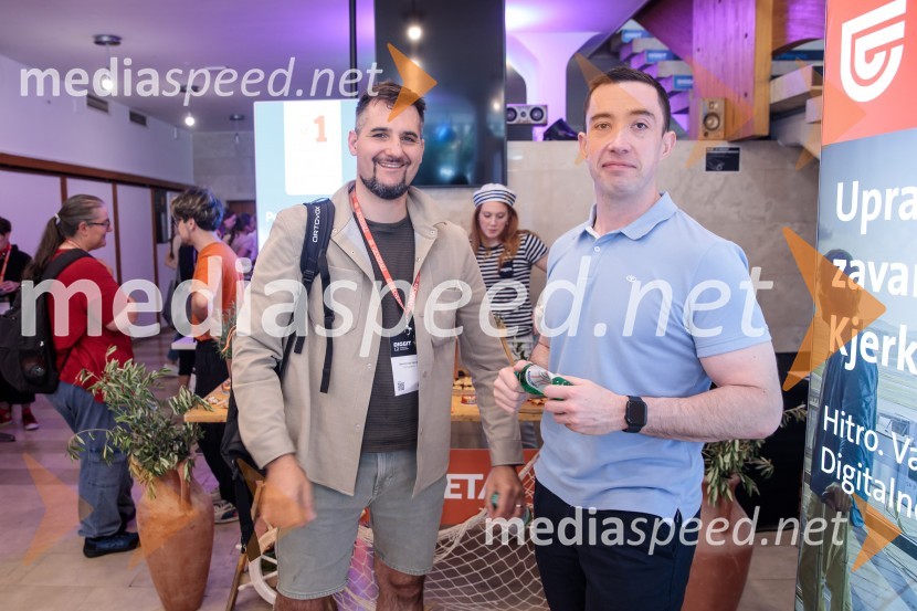 Domen Dan Gaiman, Dunking Devils;  Daniel Fazlić, direktor digitalnega razvoja, Bloomberg Adria12. Diggit - konferenca o prihodnosti