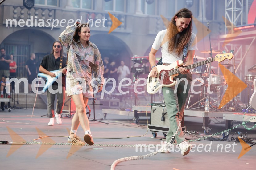  Manca  Trampuš, skupina Koala Voice;  Tilen Prašnikar, skupina Koala VoiceFESTIVAL 202: Joker Out, MRFY, Koala Voice, Kokosy in drugi