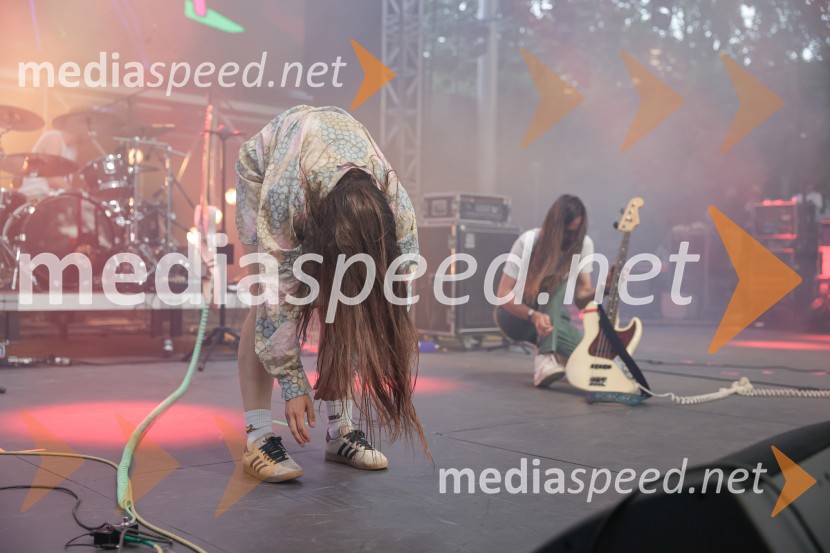  Manca  Trampuš, skupina Koala Voice;  Tilen Prašnikar, skupina Koala VoiceFESTIVAL 202: Joker Out, MRFY, Koala Voice, Kokosy in drugi