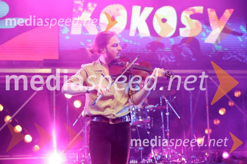  Tilen Prašnikar, skupina Koala VoiceFESTIVAL 202: Joker Out, MRFY, Koala Voice, Kokosy in drugi