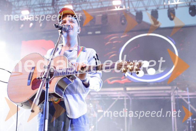  Boris Kokalj, pevec, skupina KokosyFESTIVAL 202: Joker Out, MRFY, Koala Voice, Kokosy in drugi