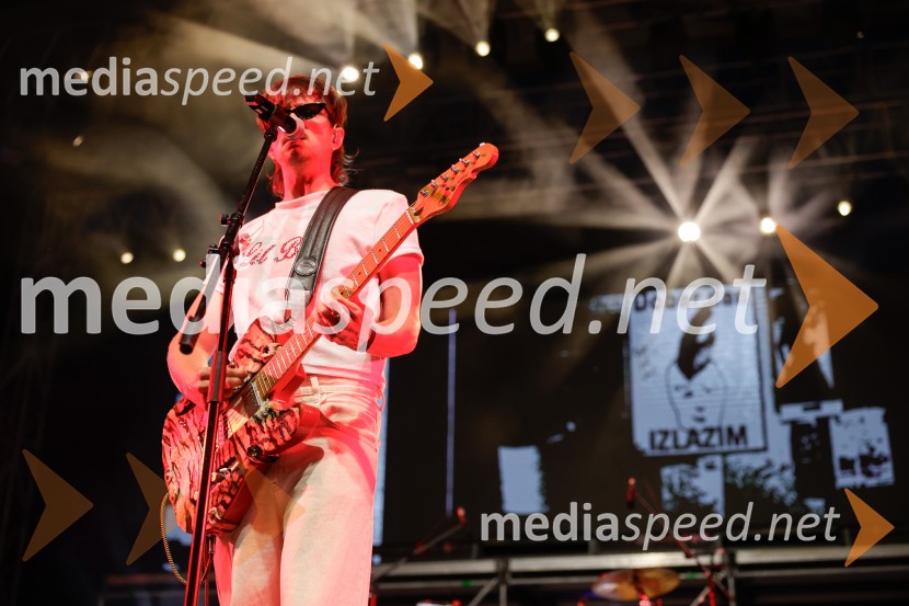  Gregor  Strasbergar, glasbena skupina MRFYFESTIVAL 202: Joker Out, MRFY, Koala Voice, Kokosy in drugi