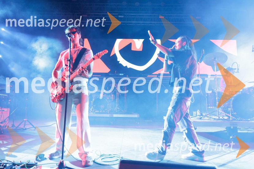  Gregor  Strasbergar, glasbena skupina MRFY;  Mia Puhar Rodin - Masayah, pevkaFESTIVAL 202: Joker Out, MRFY, Koala Voice, Kokosy in drugi