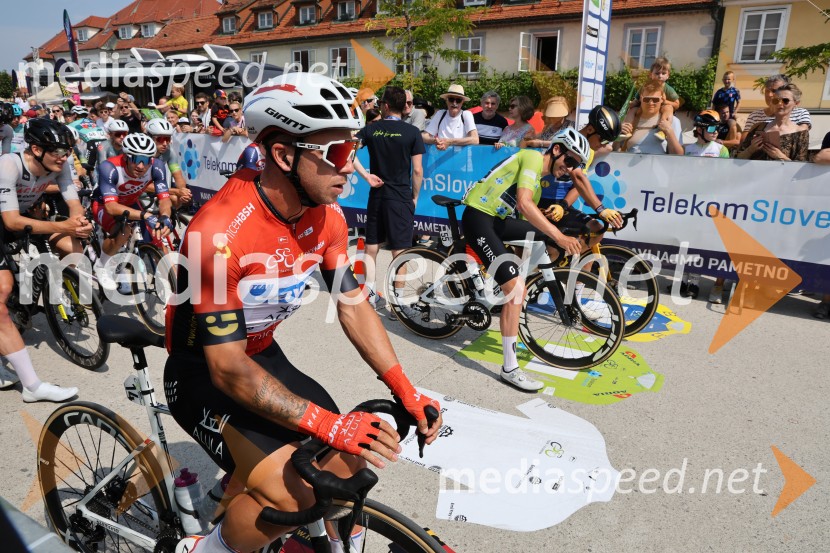 4. etapa dirke po Sloveniji štartala na Lentu