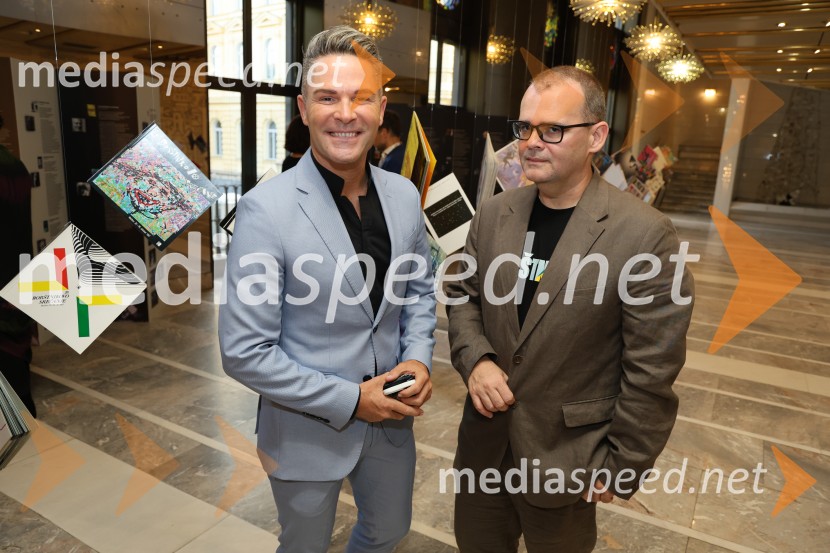  Sebastian Podgornik, pevec in plesalec;  Alan Kavčič, predstavnik za odnose z javnostmi SNG Maribor60. Borštnikovo srečanje, slavnostna otvoritev s predstavo Lapis Lazuli