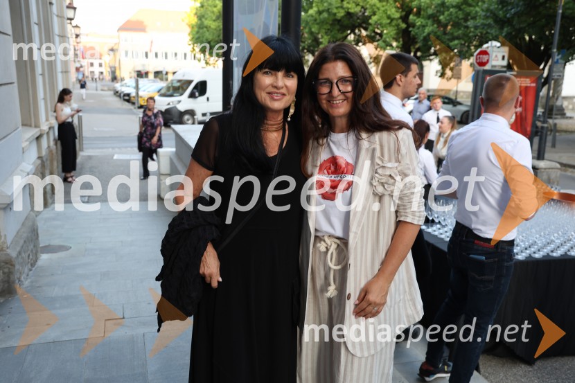 mag.  Helena  Cvikl, predavateljica na Fakulteti za turistične študije;  Devana Blakaj, Lokal Nana60. Borštnikovo srečanje, slavnostna otvoritev s predstavo Lapis Lazuli