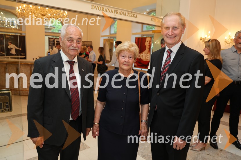  Rudolf Moge, nekdanji politik;  Alojzija Čas Moge;  ... 60. Borštnikovo srečanje, slavnostna otvoritev s predstavo Lapis Lazuli