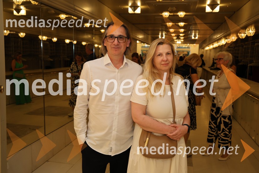  Aleksandar  Popovski, režiser, umetniški direktor Drame SNG Maribor;  Natalija Popovski60. Borštnikovo srečanje, slavnostna otvoritev s predstavo Lapis Lazuli