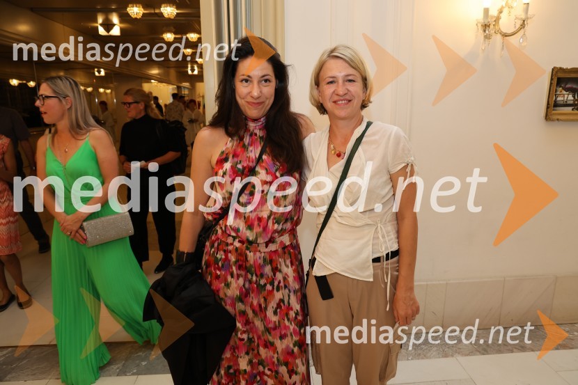  Minca Lorenci, igralka;  ... 60. Borštnikovo srečanje, slavnostna otvoritev s predstavo Lapis Lazuli