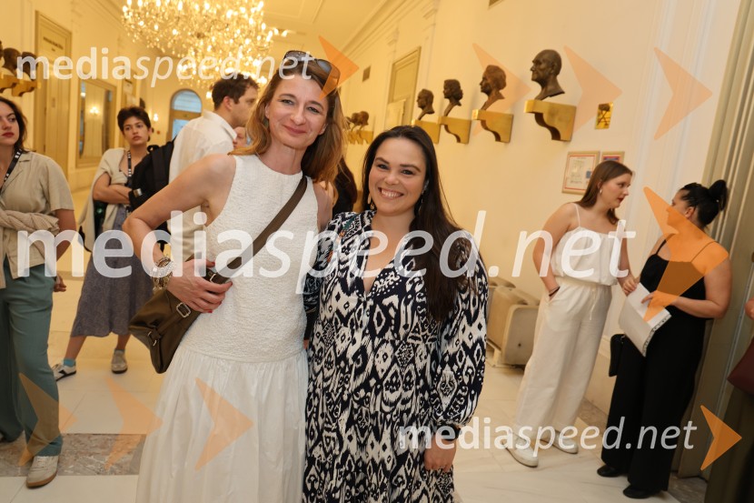  Maja Borin, dramaturginja;  Mojca Marič, lektorica60. Borštnikovo srečanje, slavnostna otvoritev s predstavo Lapis Lazuli