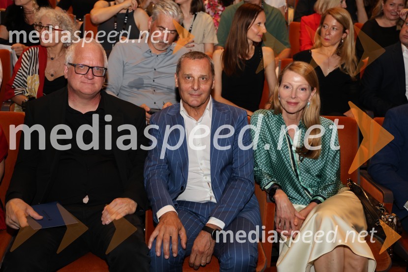  ... ;  Danilo Rošker, direktor SNG Maribor;  Nataša Matjašec Rošker, igralka60. Borštnikovo srečanje, slavnostna otvoritev s predstavo Lapis Lazuli