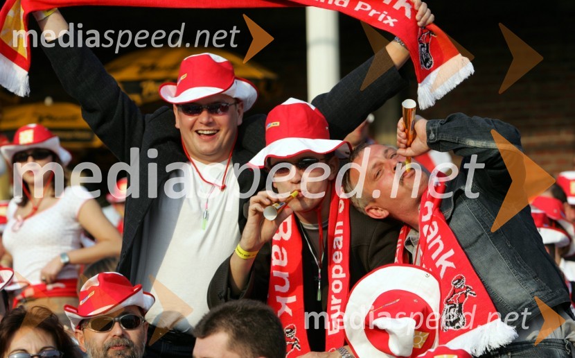 Poljski navijači so bili dobro razpoloženiSPEEDWAY, VN Evrope 2005