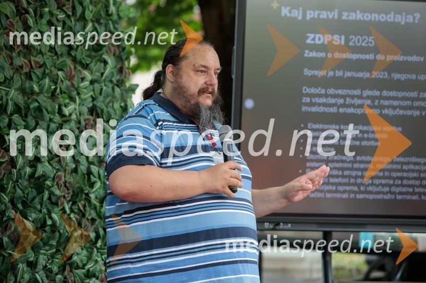  Tilen Škraba, direktor Zavoda za digitalno dostopnost A11Y.si12. Diggit - konferenca o prihodnosti