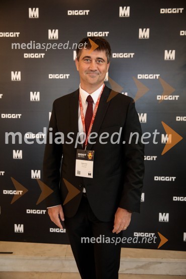  Marko Femc, direktor družbe, Planet12. Diggit - konferenca o prihodnosti