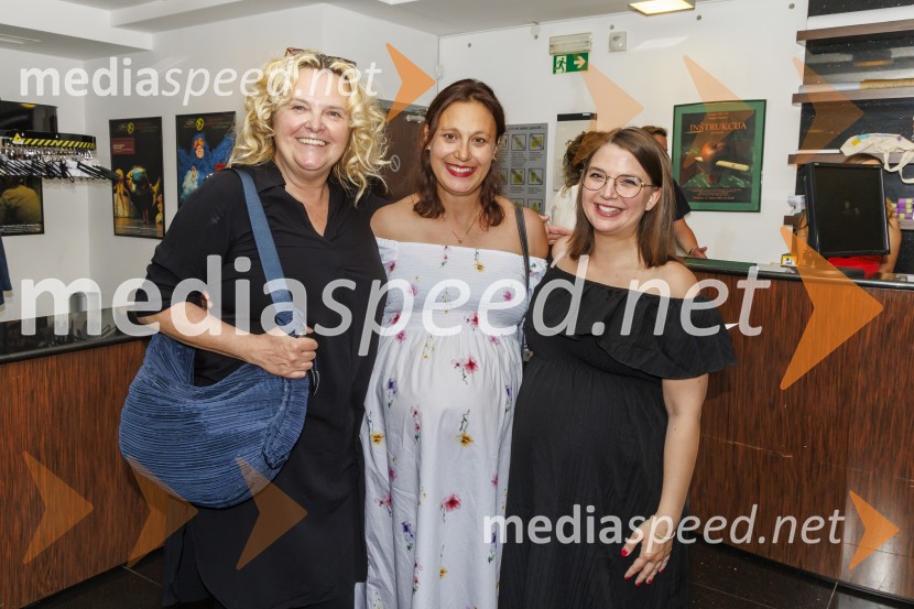  Katja Pegan,  direktorica in režiserka, Gledališče Koper Teatro Capodistria;  Anja Drnovšek, igralka;  ... Podelitev primorske gledališke nagrade Tantadruj in koncert Roka Matka