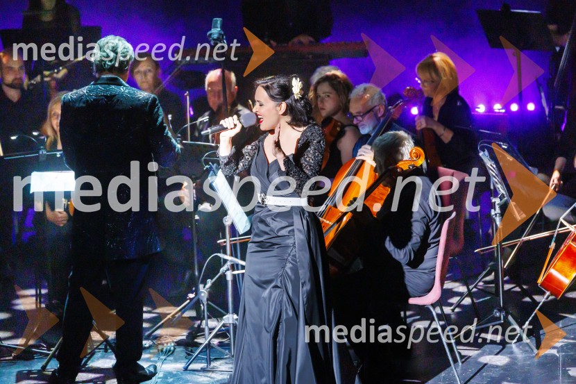  Tinkara Kovač, glasbenicaPodelitev primorske gledališke nagrade Tantadruj in koncert Roka Matka