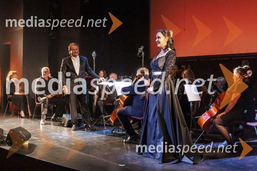  Tinkara Kovač, glasbenicaPodelitev primorske gledališke nagrade Tantadruj in koncert Roka Matka