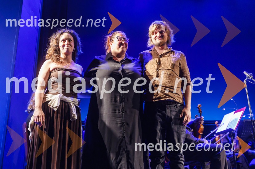  Urška Taufer, pevka;  Ana Facchini, igralka;  Žiga  Divjak, režiserPodelitev primorske gledališke nagrade Tantadruj in koncert Roka Matka