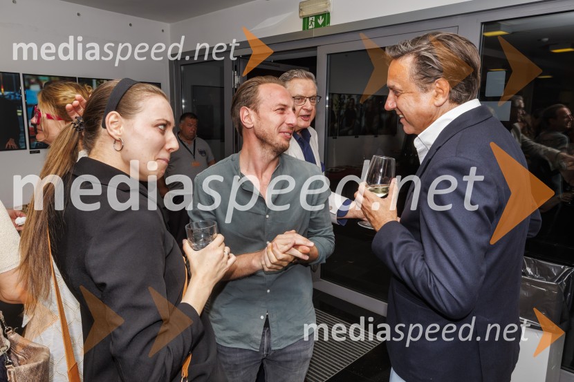 Podelitev primorske gledališke nagrade Tantadruj in koncert Roka Matka