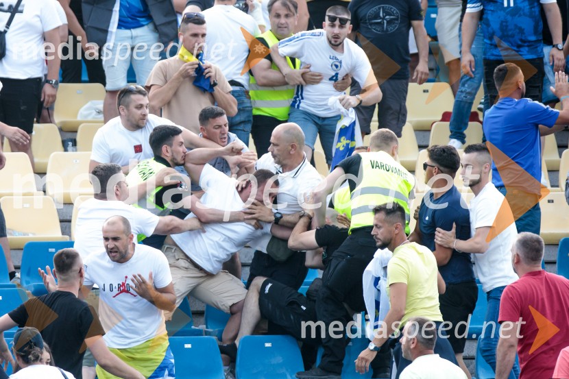  Mirjam Drnovšček, direktorica, SNG Nova GoricaSlovenija - Bosna in Hercegovina, nogomet