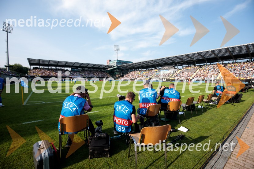 Slovenija - Bosna in Hercegovina, nogomet