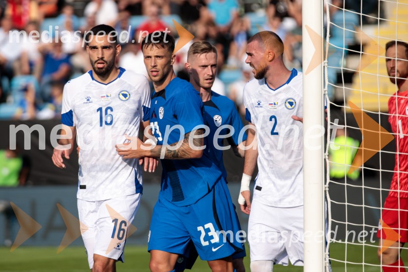  ... ;  ... ;  Žan  Karničnik, nogometaš;  ... Slovenija - Bosna in Hercegovina, nogomet
