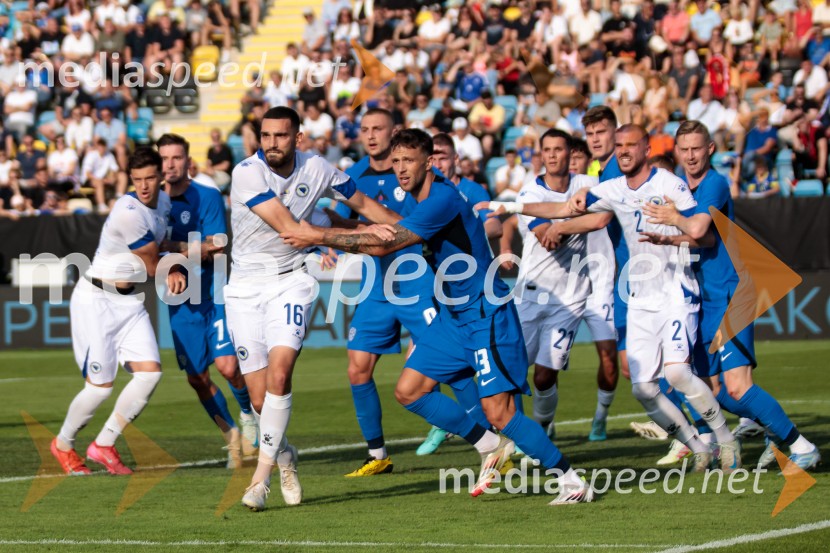 Slovenija - Bosna in Hercegovina, nogomet