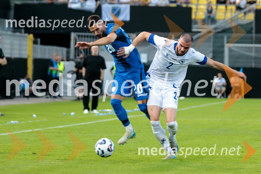  Petar Stojanović, nogometaš;  ... Slovenija - Bosna in Hercegovina, nogomet