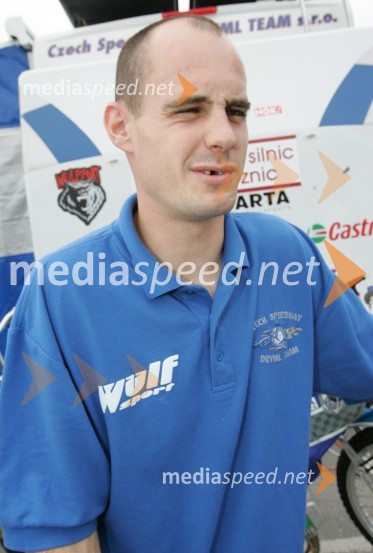 Lukas Dryml (Češka) si je leta 2003 v Krškem izbil prednji zob
SPEEDWAY, VN Slovenije 2004