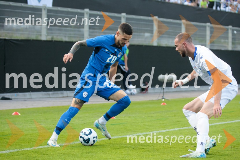  Petar Stojanović, nogometaš;  ... Slovenija - Bosna in Hercegovina, nogomet