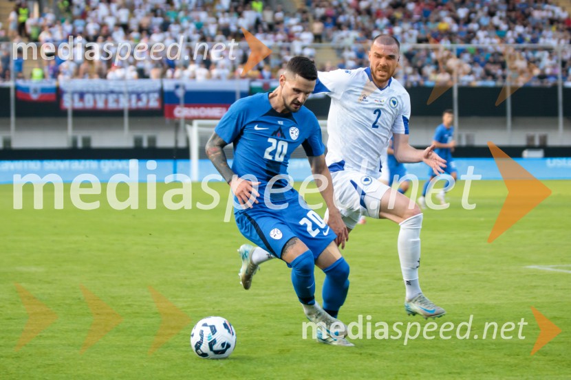  Petar Stojanović, nogometaš;  ... Slovenija - Bosna in Hercegovina, nogomet