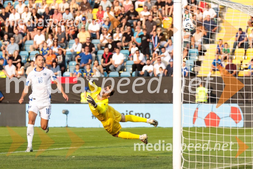 Slovenija - Bosna in Hercegovina, nogomet