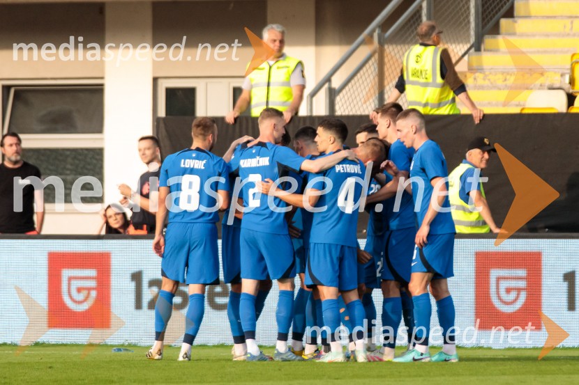 Slovenija - Bosna in Hercegovina, nogomet