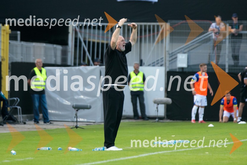 Slovenija - Bosna in Hercegovina, nogomet