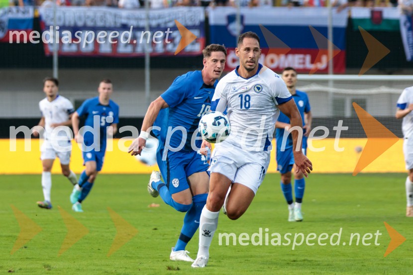  Andres Vombergar, nogometaš, Slovenija;  ... Slovenija - Bosna in Hercegovina, nogomet