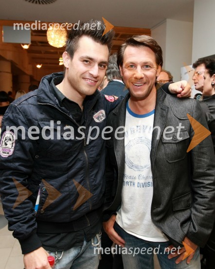 Omar Naber in Marko Vozelj, pevcaSlovenska popevka 2009, zaključna zabava