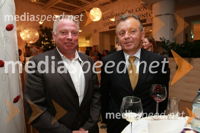 Srečko Trglec, urednik Radia Si in Anton Guzej, generalni direktor RTV SlovenijaSlovenska popevka 2009, zaključna zabava