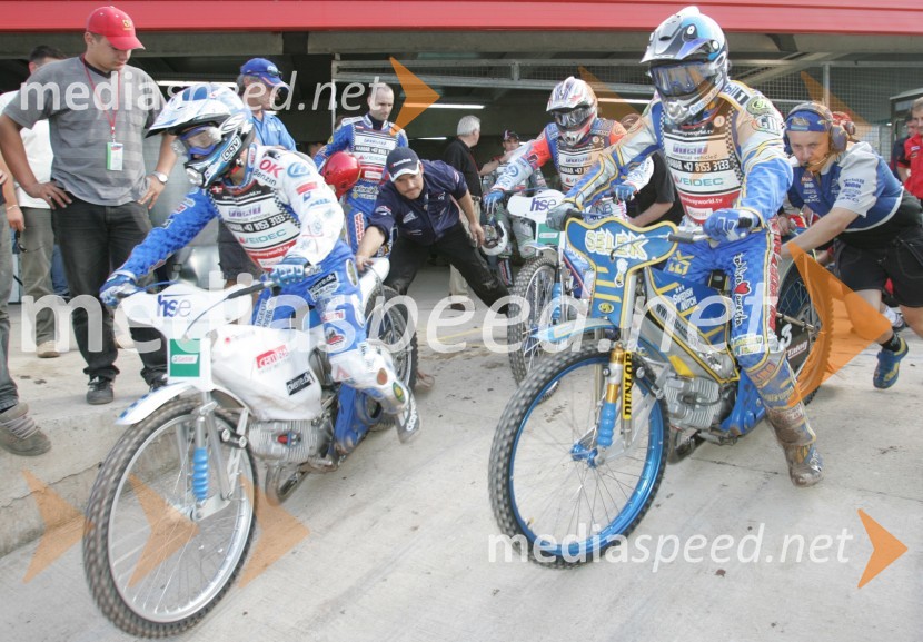 Nicki Pedersen (Danska), Jason Crump (Avstralija) in Tony Rickardsson (Švedska)SPEEDWAY, VN Slovenije 2004