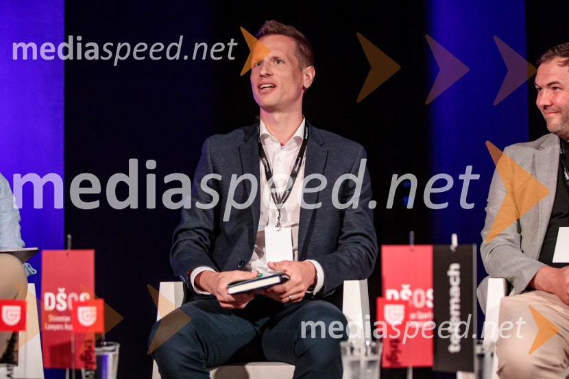  Péter Rippel-Szabó, odvetnik pri Law, LeitnerLaw Szabó és Társai Ügyvédi IrodaPoslovni svet športa v vzhodni Evropi, konferenca