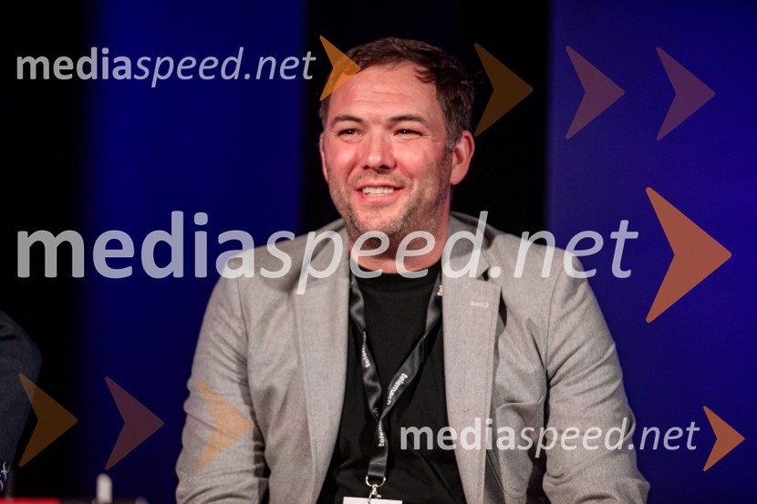  Liam Thorpe, Red Bull GmbHPoslovni svet športa v vzhodni Evropi, konferenca