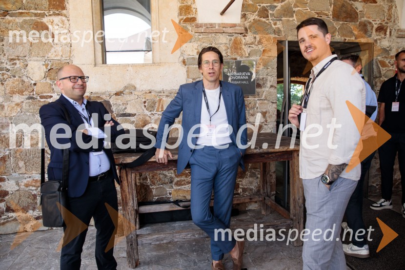  Nejc  Novak, odvetnik, lastnik odvetniške pisarne NLaw;  Miha Uršič;  ... Poslovni svet športa v vzhodni Evropi, konferenca